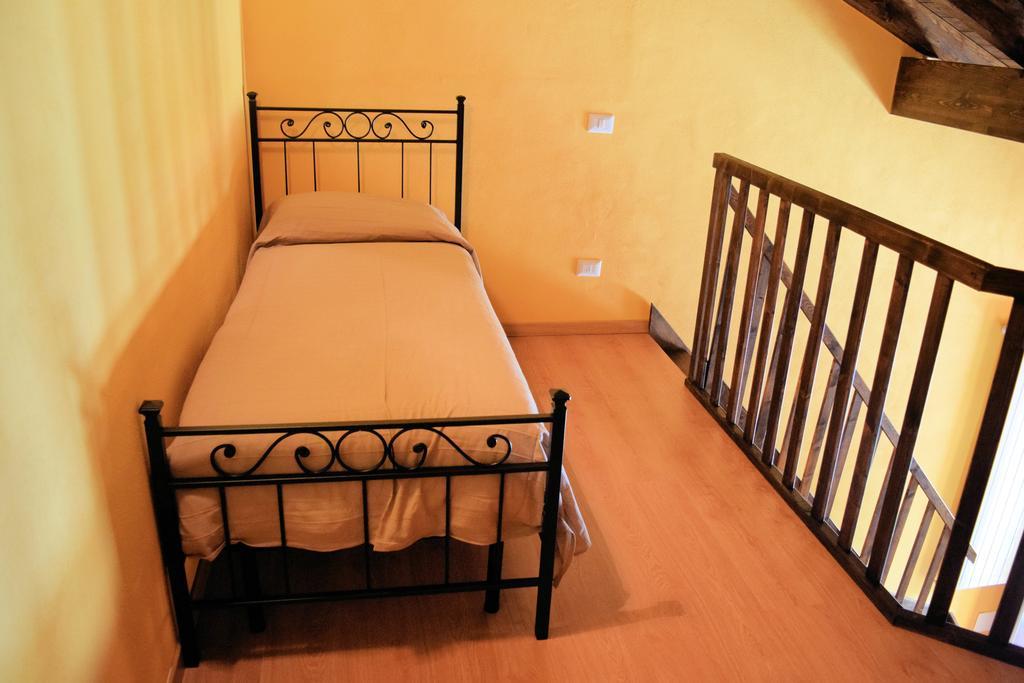 Corte Certosina Trezzano sul Naviglio Room photo