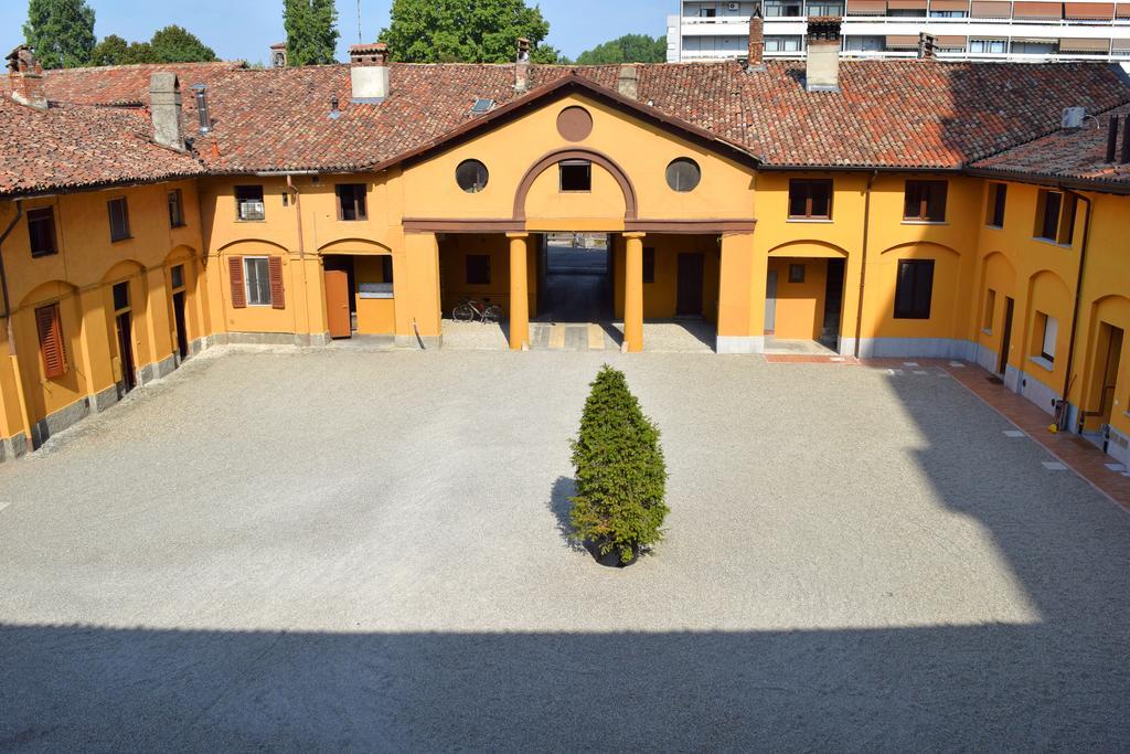 Corte Certosina Trezzano sul Naviglio Exterior photo