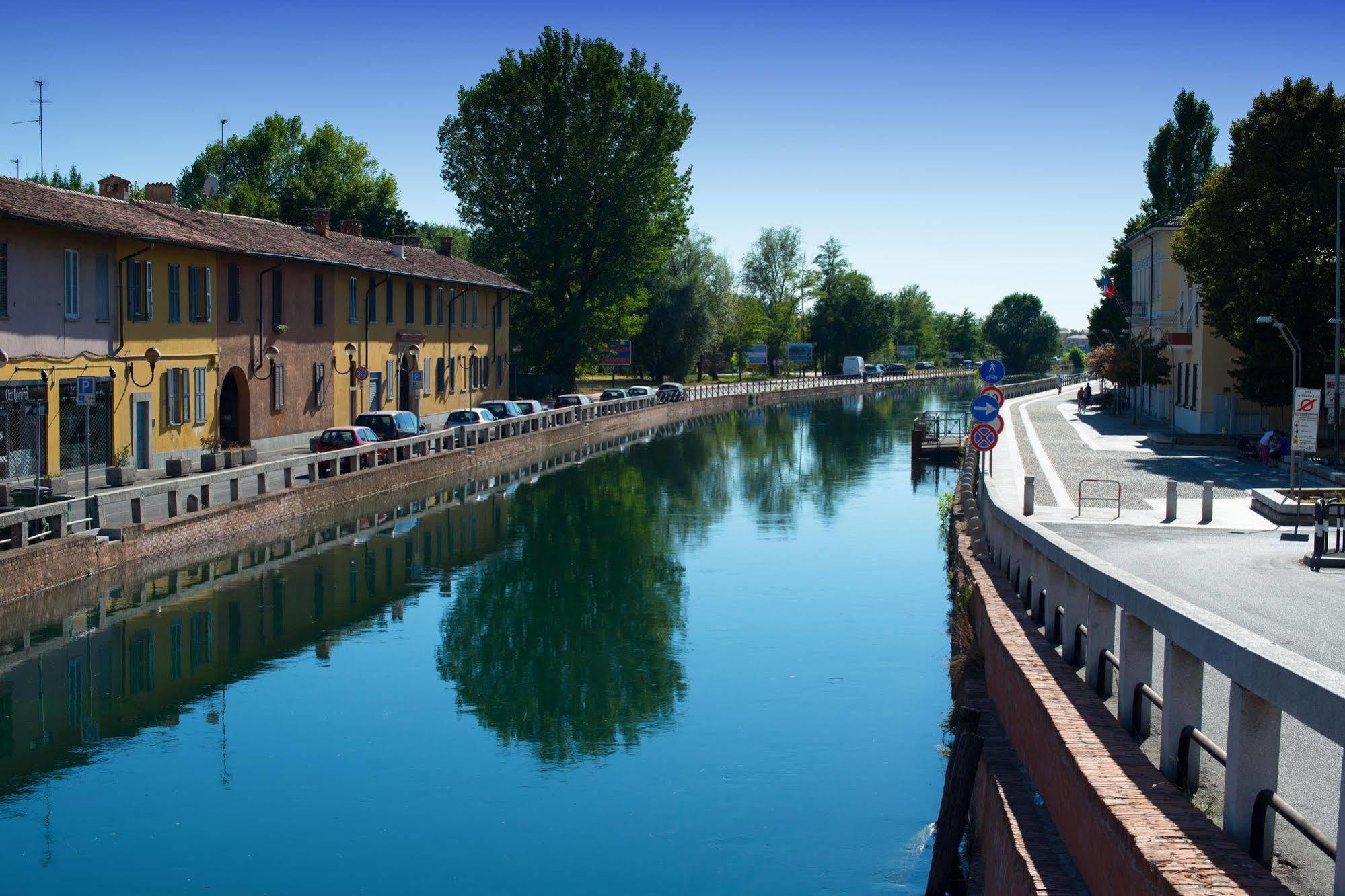 Corte Certosina Trezzano sul Naviglio Exterior photo
