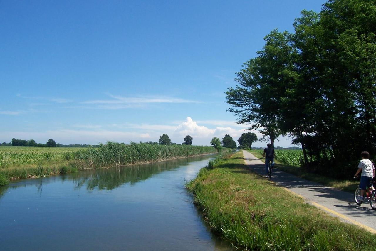 Corte Certosina Trezzano sul Naviglio Exterior photo